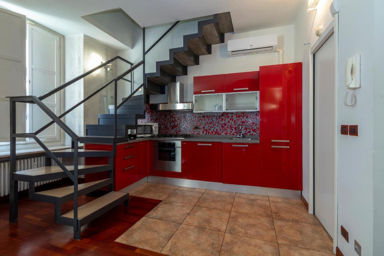 Garage Privato - Esclusivo Duplex In Centro A Torinoアパートメント エクステリア 写真