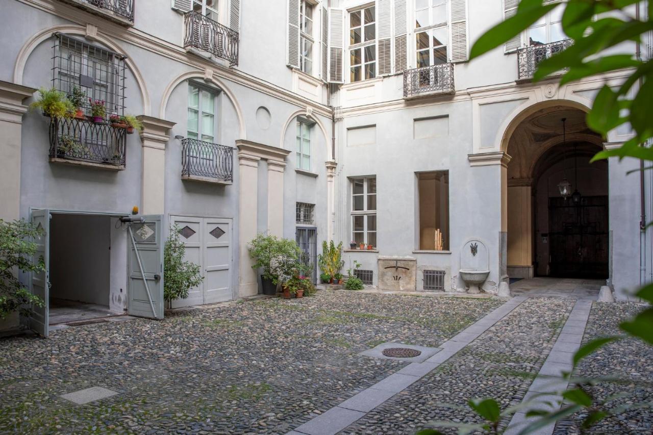Garage Privato - Esclusivo Duplex In Centro A Torinoアパートメント エクステリア 写真