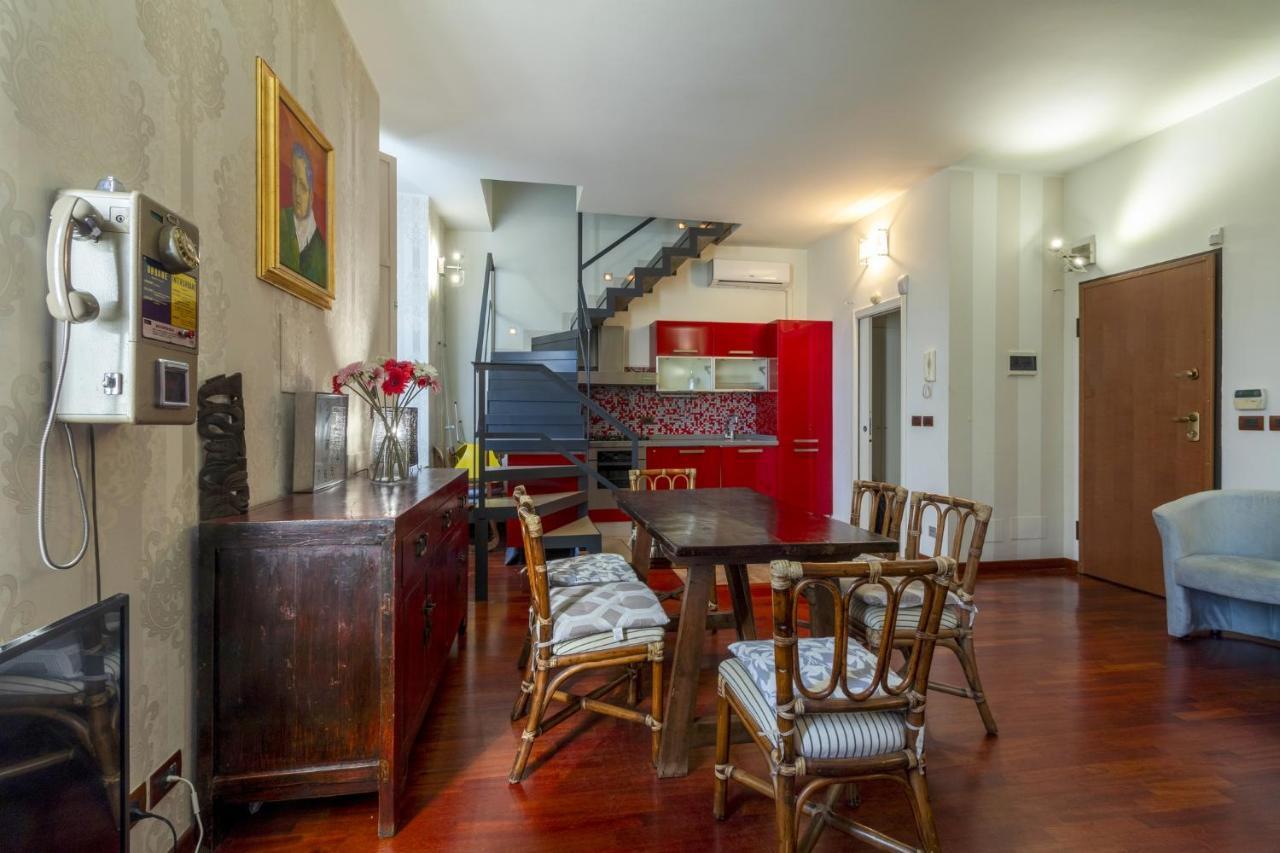Garage Privato - Esclusivo Duplex In Centro A Torinoアパートメント エクステリア 写真